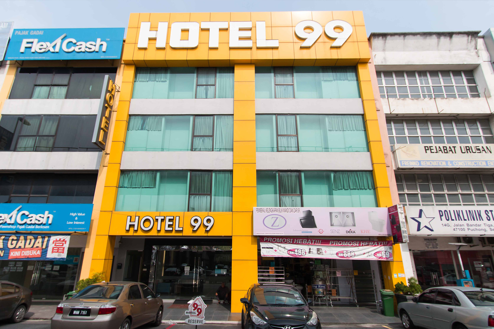 Hotel99